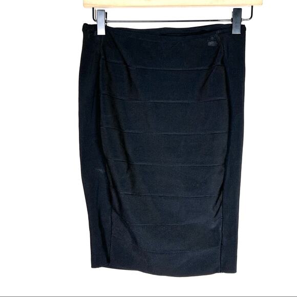 INC International Concepts Black straight pencil bandage skirt 4 petite 4P b102 - Picture 1 of 3